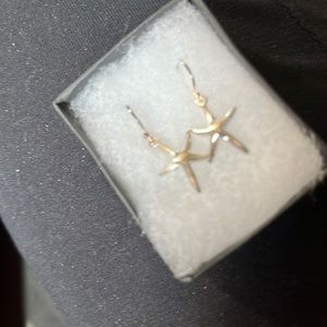 Sterling silver starfish earrings 3/4 of an inch